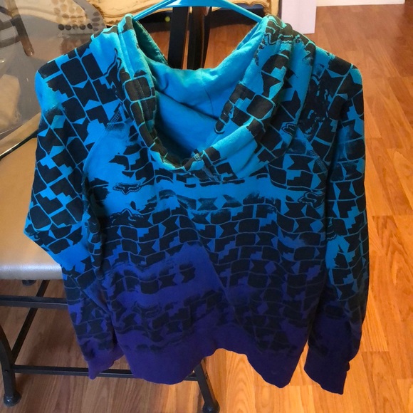 💙Ombré Fox zip up!!!💙 - Picture 2 of 4